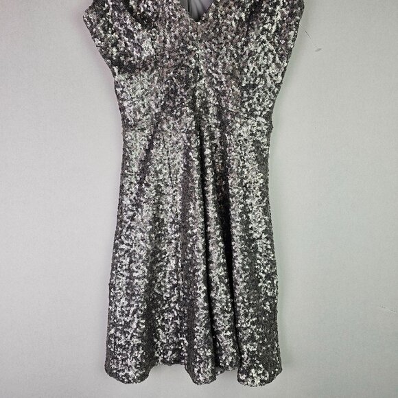 Dress the Population Carrie Silver Sequin Fit & Flare Sleeveless Mini Dress, XS - Picture 5 of 11